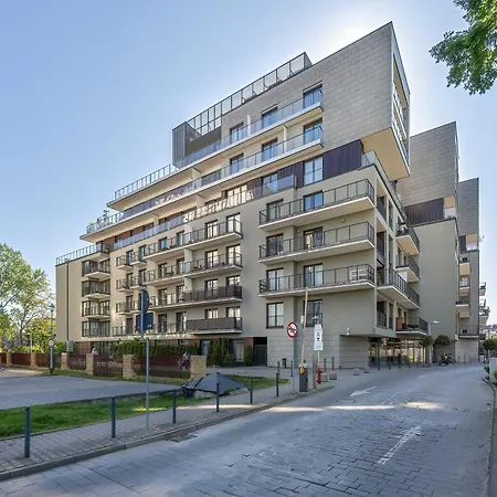 Stylowy Z Klimatyzacja I Parkingiem By Renters Апартаменти