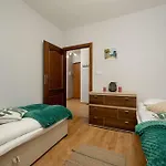 Stylowy Z Klimatyzacja I Parkingiem By Renters Apartmán *